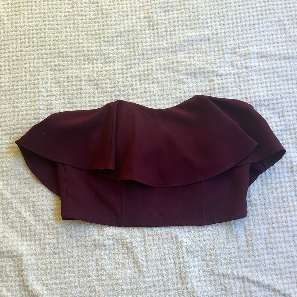 NWT Windsor Burgundy Off-Shoulder Ruffle Crop Top Size M